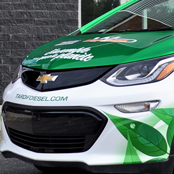 Lettrage d'un véhicule blanc pour Tardif Diesel